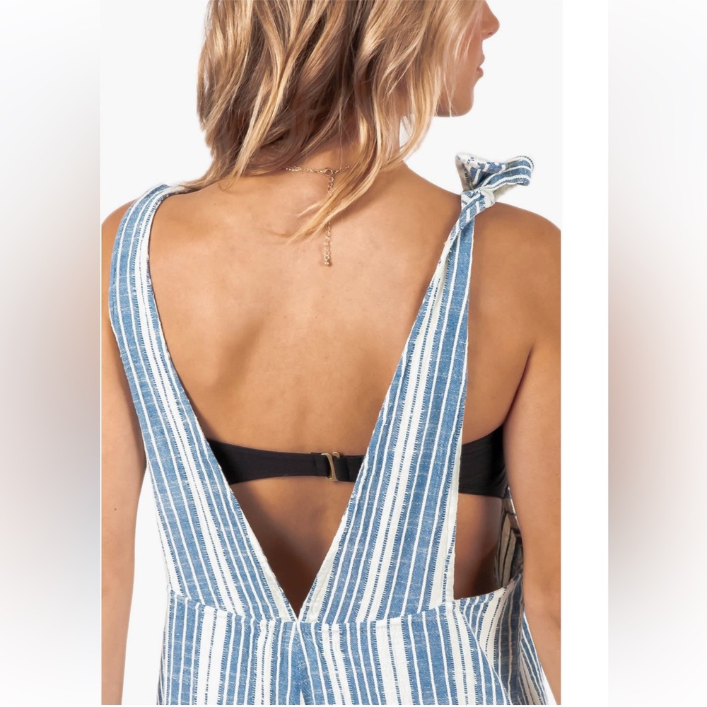 Rip Curl Romper - image 4